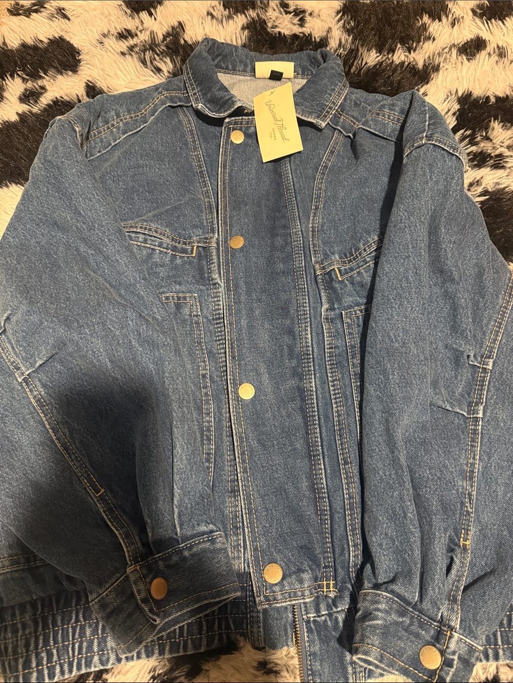 New.. Universal Thread Light Blue Denim Jacket with Tan Tag